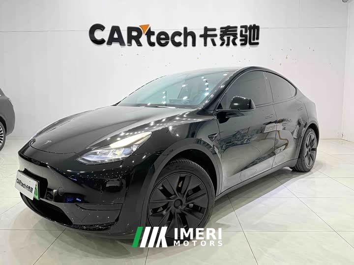 Tesla Model Y Rear-Wheel Drive