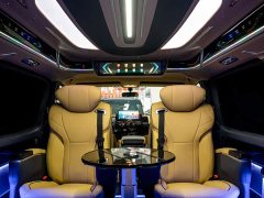 Toyota HIACE 3.5L Automatic - ფოტო 18