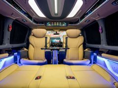 Toyota HIACE 3.5L Automatic - ფოტო 19