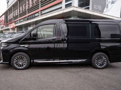 Toyota HIACE 3.5L Automatic - ფოტო 3