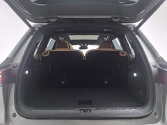 Li Auto ONE 2020 Extended Range 6-Seater - ფოტო 16