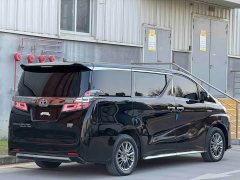 Toyota Vellfire 2021 Crown Hybrid 2.5L HV Premium Edition - ფოტო 15