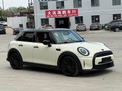 BMW MINI 1.5T COOPER Artist Five-Door - ფოტო 3