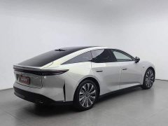 Toyota Platinum Wisdom 7 700 Max - ფოტო 2