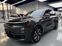 Li Auto L8 2023 Pro - ფოტო 1