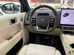 Li Auto L8 2023 Pro - ფოტო 8