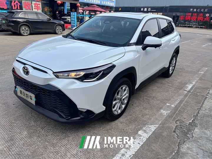 Toyota Frontlander 2.0L CVT Leading Edition
