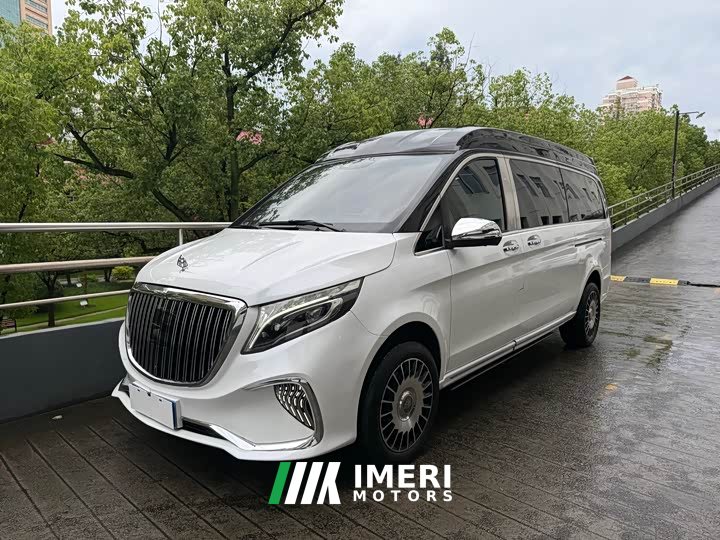 Mercedes-Benz V-Class V 260 L Long Wheelbase Luxury Edition