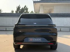 Li Auto L6 2024 Pro - ფოტო 12