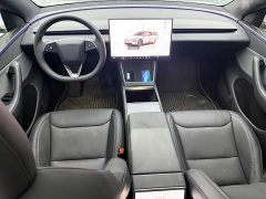 Tesla Model Y Rear-Wheel Drive - ფოტო 13