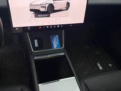 Tesla Model Y Rear-Wheel Drive - ფოტო 7
