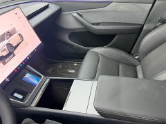 Tesla Model Y Rear-Wheel Drive - ფოტო 8