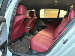 BMW 5 Series 525Li M Sport Package - ფოტო 6