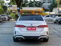 BMW 5 Series 525Li M Sport Package - ფოტო 7