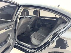 Volkswagen Magotan 330TSI DSG 30th Anniversary Edition - ფოტო 4