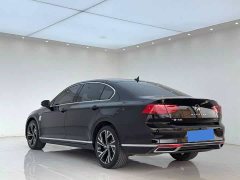 Volkswagen Magotan 330TSI DSG 30th Anniversary Edition - ფოტო 8