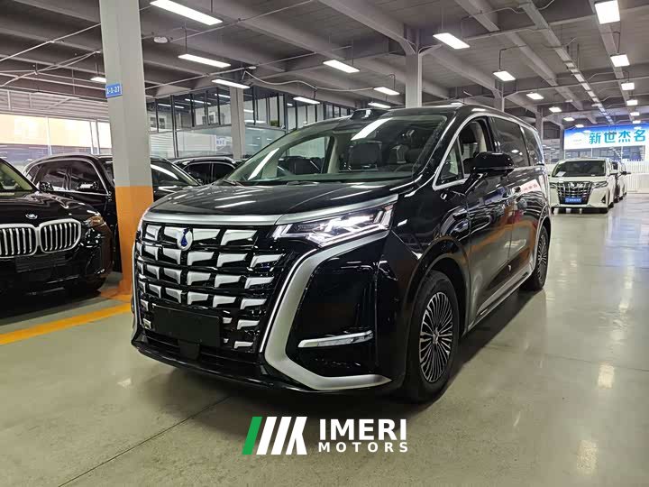 Denza D9 Gen 2 EV RWD Flash Charge Luxury Edition - ავტომობილი ჩინეთიდან