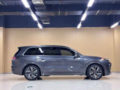 Li Auto L9 Pro - ფოტო 4