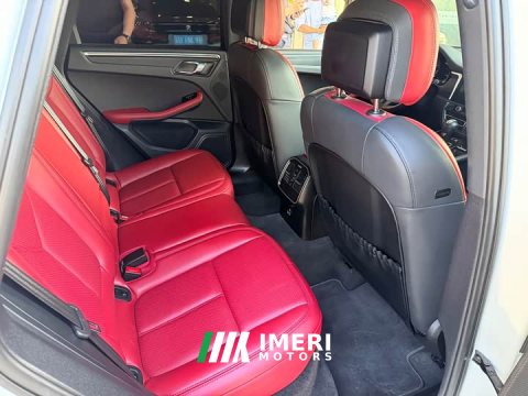 2024 Porsche Macan 2.0T - автомобиль из Китая