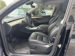 Tesla Model Y Rear-Wheel Drive - ფოტო 3