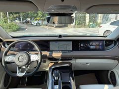 Voyah Lantu FREE Four-Wheel Drive Standard Extended Range Exclusive Luxury Package - ფოტო 9