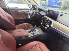 BMW 5 Series 530Li Luxury Edition Premium Package - ფოტო 13