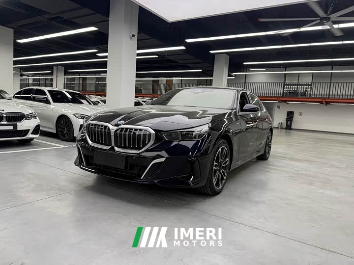 BMW 5 Series 530Li Premier M Sport Package - ავტომობილი ჩინეთიდან