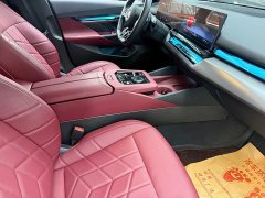 BMW 5 Series 530Li Premier M Sport Package - ფოტო 17