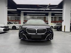 BMW 5 Series 530Li Premier M Sport Package - ფოტო 2