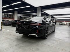 BMW 5 Series 530Li Premier M Sport Package - ფოტო 20