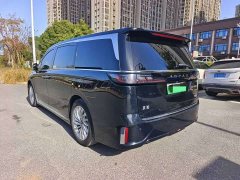 Voyah Dream PHEV Extended Range Luxury Edition - ფოტო 6