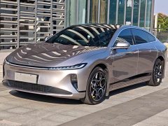 Changan Qiyuan A07 Blue Whale Pure Electric 625 Luxury - ფოტო 1