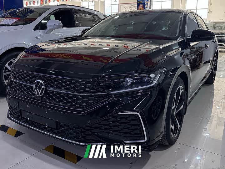 Volkswagen Passat 330TSI Starry Sky Elite - ავტომობილი ჩინეთიდან