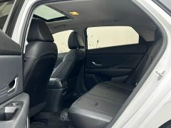 Hyundai Elantra 1.5L CVT Luxury - ფოტო 5