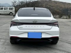 Hyundai Elantra 1.5L CVT Luxury - ფოტო 8
