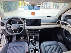 Volkswagen Touareg 300TSI Two-Wheel Drive Crescent Edition - ფოტო 14