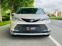 Toyota Sienna 2021 2.5L Hybrid Premium Edition - ფოტო 3