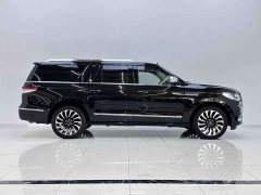 Lincoln Navigator 2022 3.5T Long Wheelbase Presidential Edition - ფოტო 4