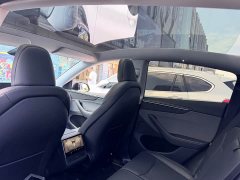 Tesla Model Y Rear-Wheel Drive - ფოტო 10