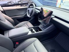Tesla Model Y Rear-Wheel Drive - ფოტო 5