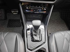 Volkswagen Tiguan L 2023 330TSI Automatic FWD R-Line Comfort Edition - ფოტო 17