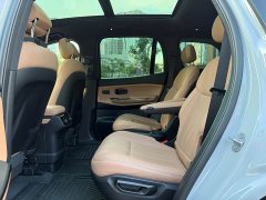 NIO ES8 100kWh Signature Edition Six-Seater - ფოტო 10