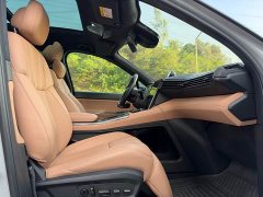 NIO ES8 100kWh Signature Edition Six-Seater - ფოტო 8