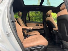 NIO ES8 100kWh Signature Edition Six-Seater - ფოტო 9