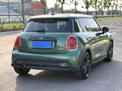 BMW MINI 2022 1.5T COOPER Artist - ფოტო 4