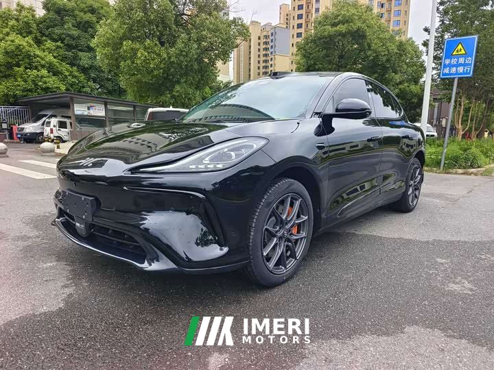 IM Motors Zhiji LS6 Max Standard Edition
