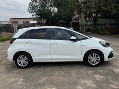 Honda Fit 1.5L CVT Trend Edition - photo 4