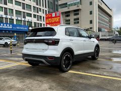 Volkswagen Touran 2023 200TSI DSG Smart Connected Edition - ფოტო 9