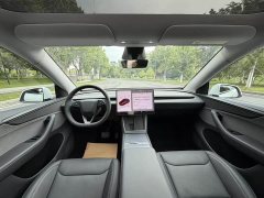 Tesla Model Y Rear-Wheel Drive - ფოტო 7