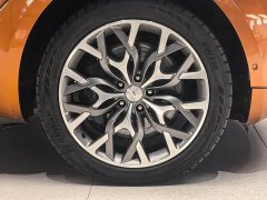 Aston Martin DBX 3.0T Straight-Six - ფოტო 11